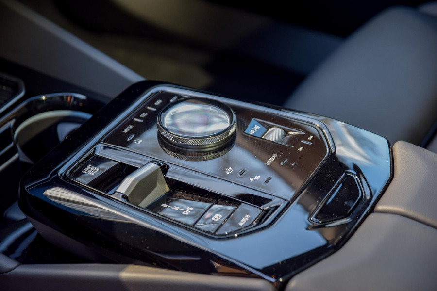 BMW 5 Serie 530e M Sport Edition | Panorama | H&K | Matrix/Led