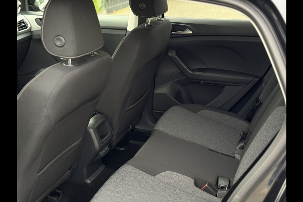 Volkswagen T-Cross 1.0 TSI Life | Navi, Carplay/Android, PDC, Cruise, Stoelverw., Climate, Afn. Trekhaak |