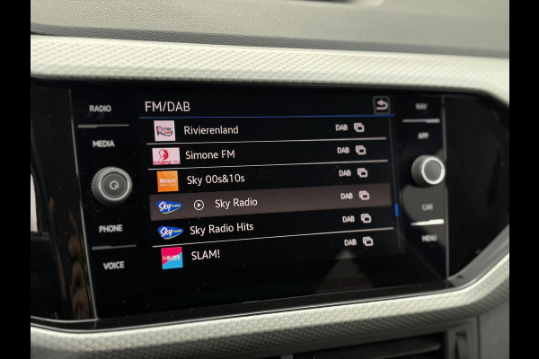 Volkswagen T-Cross 1.0 TSI Life | Navi, Carplay/Android, PDC, Cruise, Stoelverw., Climate, Afn. Trekhaak |