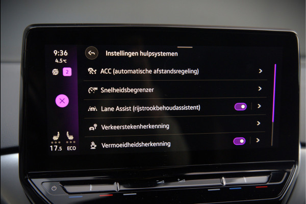 Volkswagen ID.4 First 77 kWh | Stoelverwarming | Stuurverwarming | Trekhaak | Adaptive Cruise Control | Navigatie | Apple Carplay | Keyless | Camera | Parkeersensoren | NAP | BTW | Dealer Onderhouden