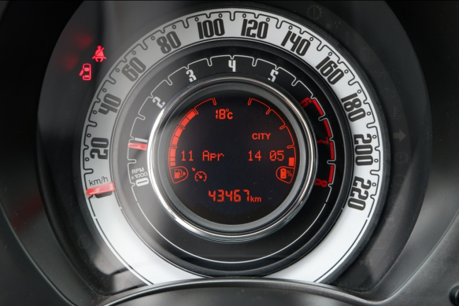 Fiat 500 1.0 Hybr. Rockstar / INCL. 12 mnd BOVAG / NAVI