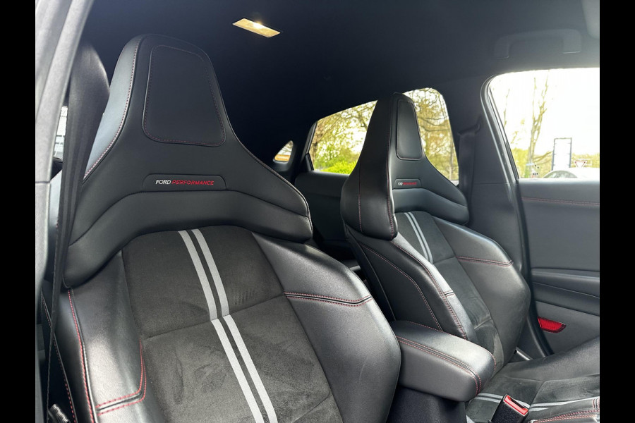Ford Puma 1.5 EcoBoost ST-X Schaalstoelen B&O Stuurverw. LED 19''LM