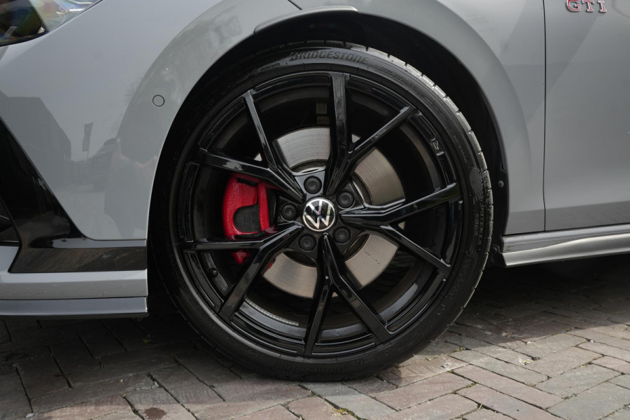 Volkswagen Golf 2.0 TSI GTI Facelift IQ LED Sfeerverlichting Harman/Kardon Carplay Stuurverw. 19"LM