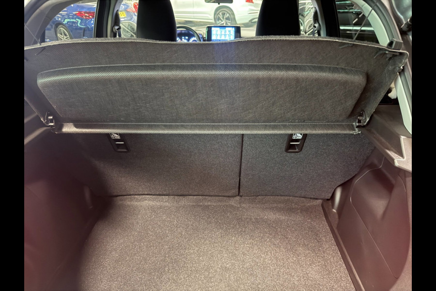 Suzuki Swift 1.2 Style Smart Hybrid NAVI/LED/DAB/CARPLAY/CAM/ECC/PDC/CRUISE///