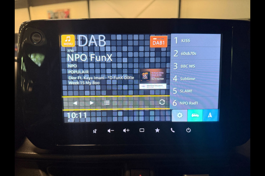 Suzuki Swift 1.2 Style Smart Hybrid NAVI/LED/DAB/CARPLAY/CAM/ECC/PDC/CRUISE///