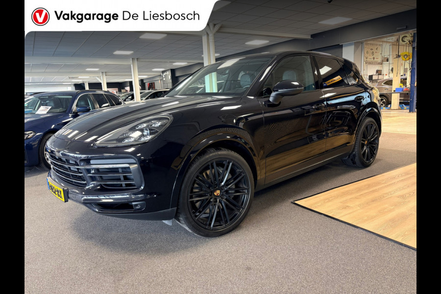 Porsche Cayenne 2.9 S / 444 pk / Pano / stoelen 14 voudig / Leder / Navigatie / Bose / camera / 22 inch