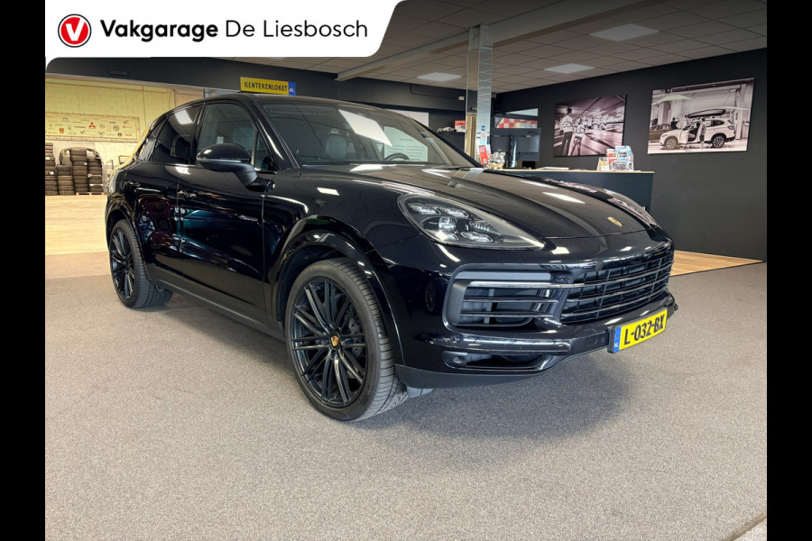 Porsche Cayenne 2.9 S / 444 pk / Pano / stoelen 14 voudig / Leder / Navigatie / Bose / camera / 22 inch