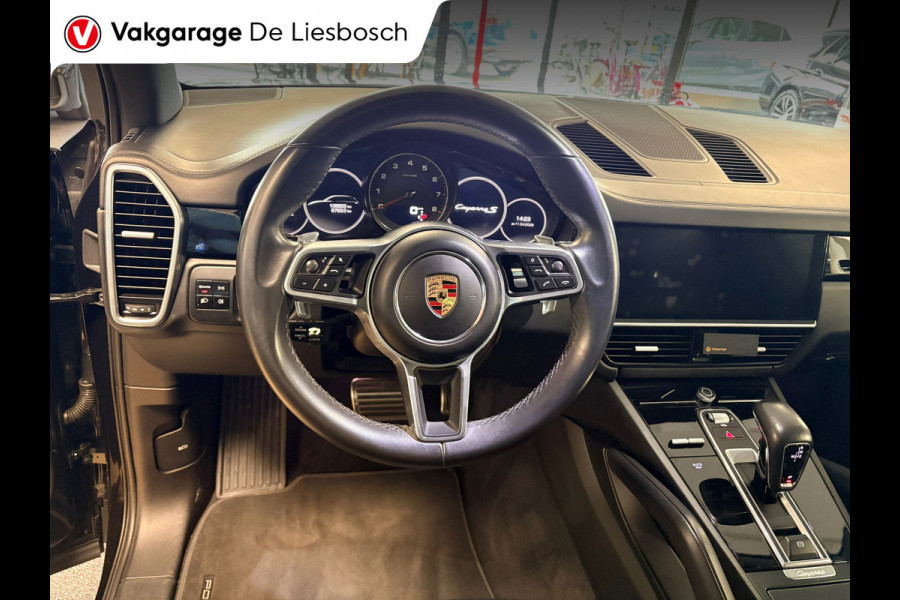 Porsche Cayenne 2.9 S / 444 pk / Pano / stoelen 14 voudig / Leder / Navigatie / Bose / camera / 22 inch