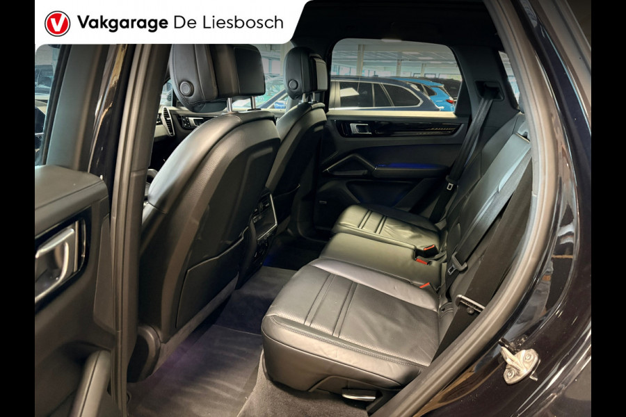 Porsche Cayenne 2.9 S / 444 pk / Pano / stoelen 14 voudig / Leder / Navigatie / Bose / camera / 22 inch