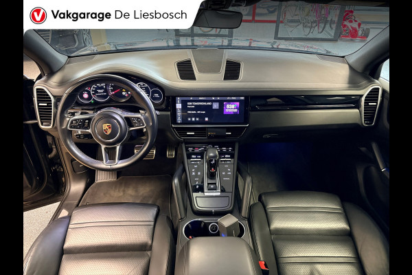 Porsche Cayenne 2.9 S / 444 pk / Pano / stoelen 14 voudig / Leder / Navigatie / Bose / camera / 22 inch