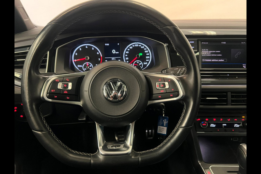 Volkswagen Polo 1.0 TSI Highline / R-Line / Pano / NL-auto / 18" LM