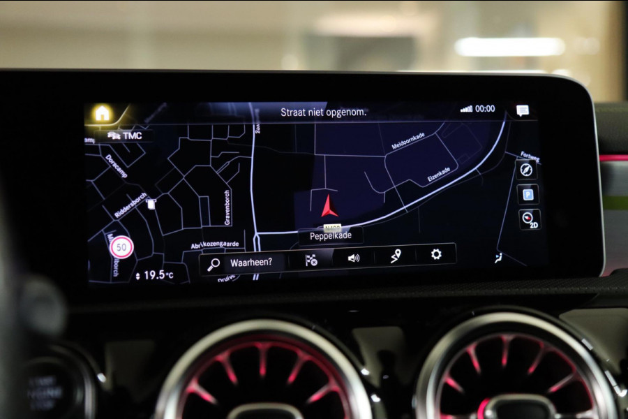 Mercedes-Benz A-Klasse 250 4MATIC Edition 1 /PANO/CARPLAY/SFEER/BURM/ACC/BOMVOL!