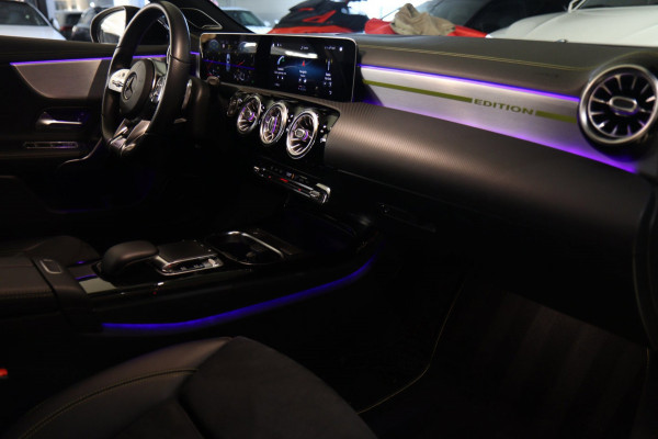 Mercedes-Benz A-Klasse 250 4MATIC Edition 1 /PANO/CARPLAY/SFEER/BURM/ACC/BOMVOL!