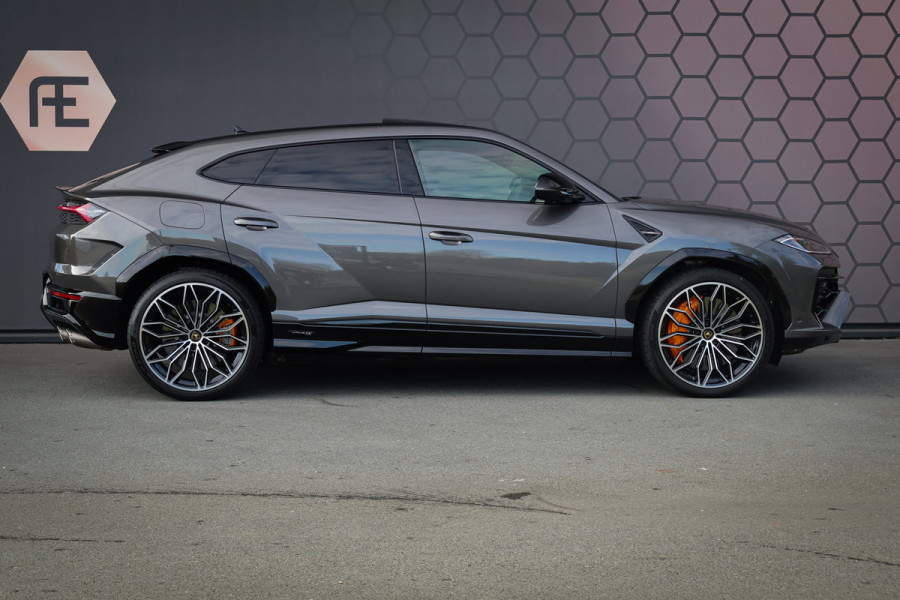 Lamborghini Urus SE 4.0 V8 Hybrid | AKRAPOVIC | BTW-AUTO | FULL PPF + WRAP | B&O 3D ADVANCED | ACC | LAMBORGHINI EYE | HUD | 4-WIELSTURING