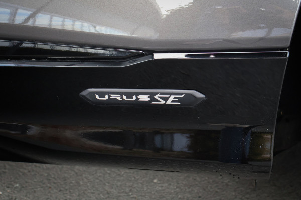 Lamborghini Urus SE 4.0 V8 Hybrid | AKRAPOVIC | BTW-AUTO | FULL PPF + WRAP | B&O 3D ADVANCED | ACC | LAMBORGHINI EYE | HUD | 4-WIELSTURING