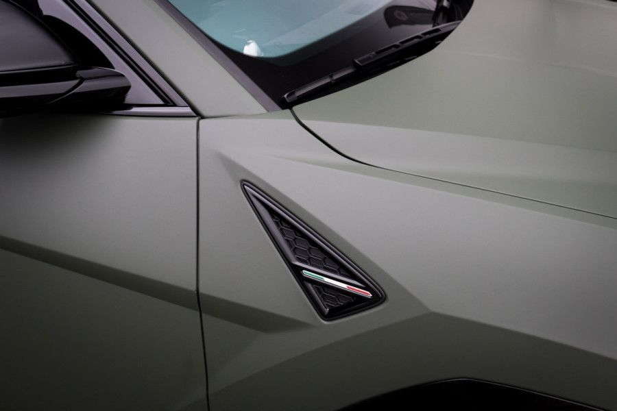 Lamborghini Urus SE 4.0 V8 Hybrid | AKRAPOVIC | BTW-AUTO | FULL PPF + WRAP | B&O 3D ADVANCED | ACC | LAMBORGHINI EYE | HUD | 4-WIELSTURING