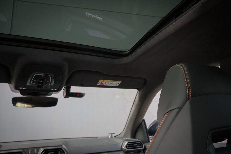 Lamborghini Urus SE 4.0 V8 Hybrid | AKRAPOVIC | BTW-AUTO | B&O 3D ADVANCED | ACC | LAMBORGHINI EYE | HUD | 4-WIELSTURING