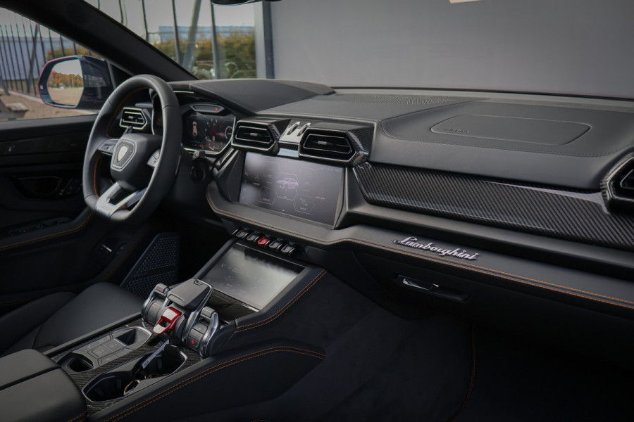 Lamborghini Urus SE 4.0 V8 Hybrid | AKRAPOVIC | BTW-AUTO | B&O 3D ADVANCED | ACC | LAMBORGHINI EYE | HUD | 4-WIELSTURING