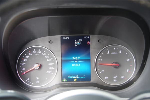 Mercedes-Benz Sprinter 319 3.0 CDI V6 L2H1 DC-6P, 3.5T TREKHAAK, LED, ADAPT. CRUISE, MBUX 10'', CAMERA, NAVI, GEVEERDE STOEL, DUBBELE CABINE, DUBBEL CA