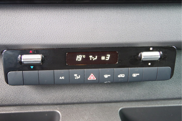 Mercedes-Benz Sprinter 319 3.0 CDI V6 L2H1 DC-6P, 3.5T TREKHAAK, LED, ADAPT. CRUISE, MBUX 10'', CAMERA, NAVI, GEVEERDE STOEL, DUBBELE CABINE, DUBBEL CA