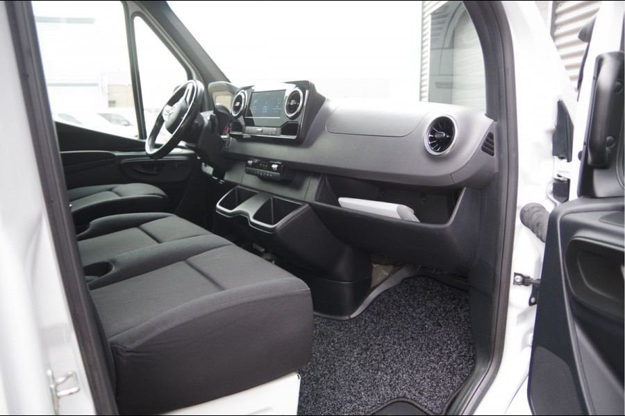 Mercedes-Benz Sprinter 319 3.0 CDI V6 L2H1 DC-6P, 3.5T TREKHAAK, LED, ADAPT. CRUISE, MBUX 10'', CAMERA, NAVI, GEVEERDE STOEL, DUBBELE CABINE, DUBBEL CA