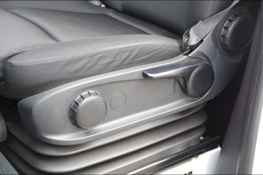 Mercedes-Benz Sprinter 319 3.0 CDI V6 L2H1 DC-6P, 3.5T TREKHAAK, LED, ADAPT. CRUISE, MBUX 10'', CAMERA, NAVI, GEVEERDE STOEL, DUBBELE CABINE, DUBBEL CA