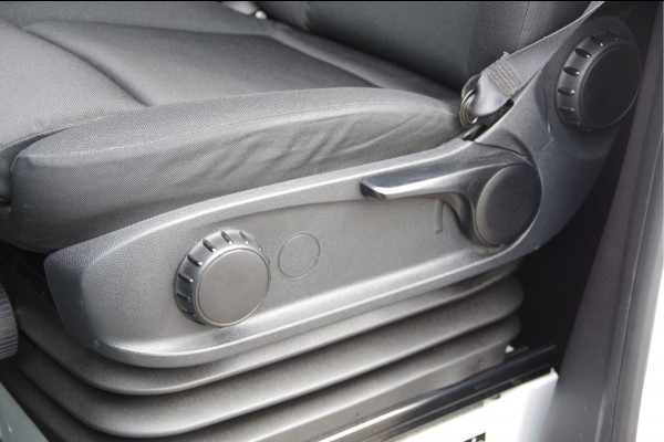 Mercedes-Benz Sprinter 319 3.0 CDI V6 L2H1 DC-6P, 3.5T TREKHAAK, LED, ADAPT. CRUISE, MBUX 10'', CAMERA, NAVI, GEVEERDE STOEL, DUBBELE CABINE, DUBBEL CA