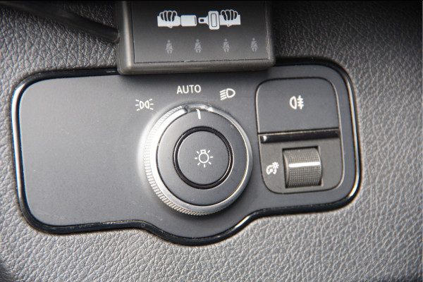 Mercedes-Benz Sprinter 319 3.0 CDI V6 L2H1 DC-6P, 3.5T TREKHAAK, LED, ADAPT. CRUISE, MBUX 10'', CAMERA, NAVI, GEVEERDE STOEL, DUBBELE CABINE, DUBBEL CA