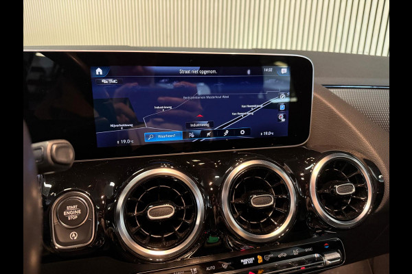 Mercedes-Benz GLA 200 Progressive-CAMERA-APPLE CARPLAY-ECC-STOELCOMFORT-COMPLEET