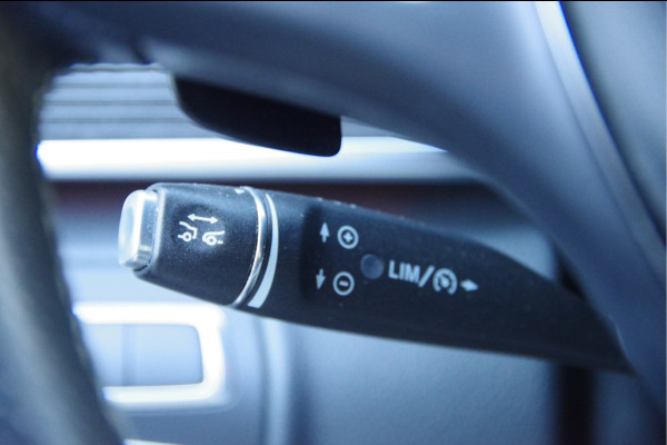 Mercedes-Benz V-Klasse 300d DC-5P AUT LED, LEDER, 2X SCHUIFDEUR, 360 CAMERA, ACC, STOELVERW.+KOELING, NAVI, TREKHAAK, ELEKTR. SCHUIFDEUREN+KLEP staat niet online, nieuwe fotos