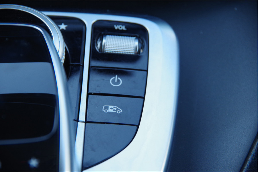 Mercedes-Benz V-Klasse 300d DC-5P AUT LED, LEDER, 2X SCHUIFDEUR, 360 CAMERA, ACC, STOELVERW.+KOELING, NAVI, TREKHAAK, ELEKTR. SCHUIFDEUREN+KLEP staat niet online, nieuwe fotos