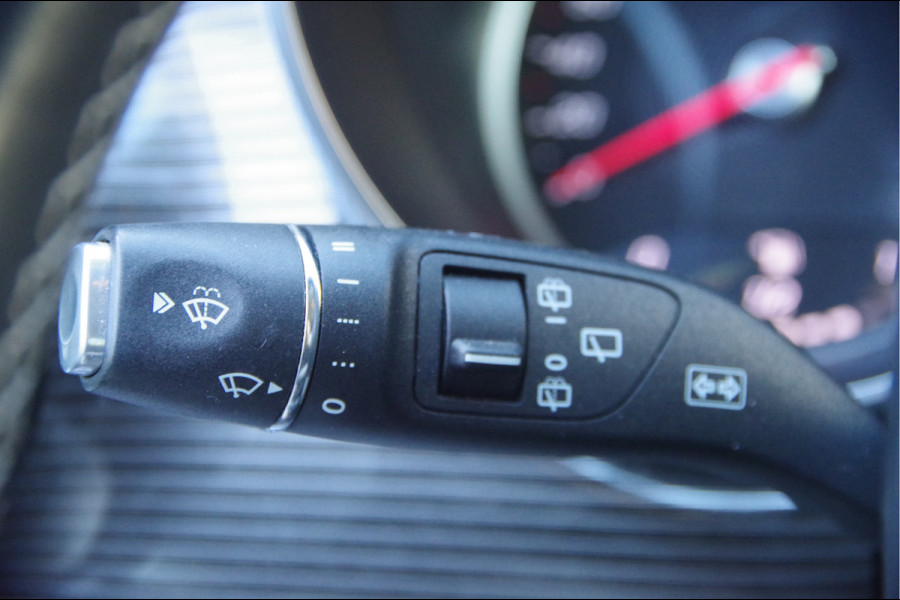 Mercedes-Benz V-Klasse 300d DC-5P AUT LED, LEDER, 2X SCHUIFDEUR, 360 CAMERA, ACC, STOELVERW.+KOELING, NAVI, TREKHAAK, ELEKTR. SCHUIFDEUREN+KLEP staat niet online, nieuwe fotos