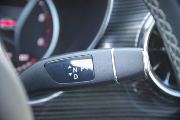 Mercedes-Benz V-Klasse 300d DC-5P AUT LED, LEDER, 2X SCHUIFDEUR, 360 CAMERA, ACC, STOELVERW.+KOELING, NAVI, TREKHAAK, ELEKTR. SCHUIFDEUREN+KLEP staat niet online, nieuwe fotos