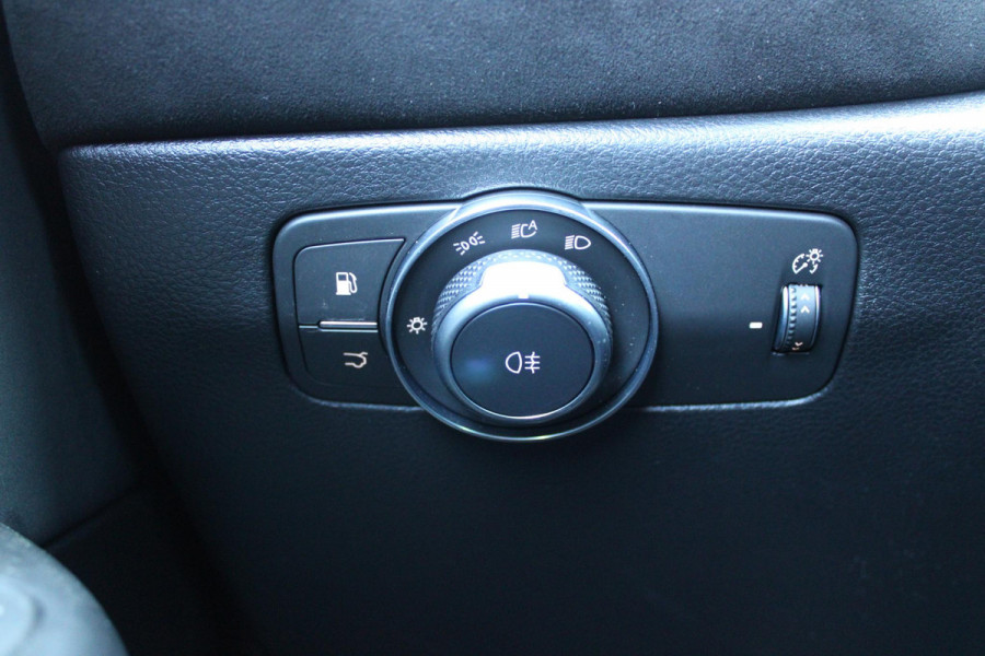 Alfa Romeo Tonale PHEV 280PK VELOCE | NIEUWE AUTO! | PANORAMISCH SCHUIF/KANTEL DAK | WINTERPACK: STOEL/STUUR VERWARMING | TECHNOLOGY PACK: PARKEERWAARSCHUWING VOOR EN ACHTER/360° CAMERA/AUTOMATISCH INPARKEREN/ AUTONOMOUS DRIVING LEVEL 2: ADAPTIVE CRUISE CONTROL/LANE CENTERING ASSIST/TRAFFIC JAM ASSIST DODEHOEK DETECTIE AUTOMATISCH DIMMENDE BUITENSPIEGELS | DRAADLOZE TELEFOONLADER | FULL LED MATRIX KOPLAMPEN | DUAL STAGE VALVE: ACTIEVE DEMPING | KEYLESS ENTRY/START | 19" LICHTMETALEN VELGEN | ROODGESPOTEN BREMBO REMKLAUWEN | NAVIGATIE | DRAADLOZE APPLE CARPLAY/ANDROID AUTO | ELEKTRISCH B