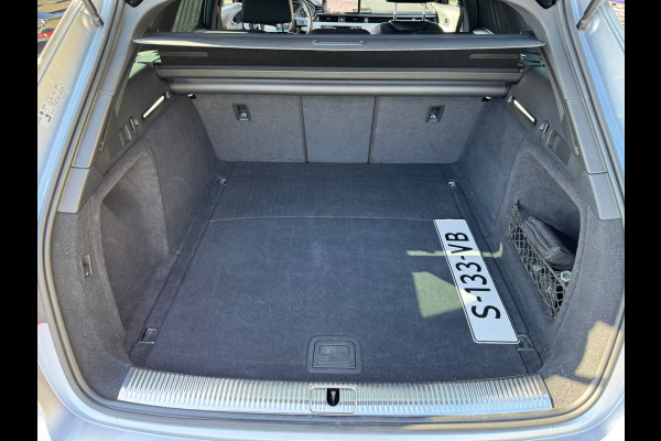 Audi A4 Avant 40 TFSI 190PK S-TRONIC LAUNCH EDITION SPORT LEDER/NAVI/TREKHAAK