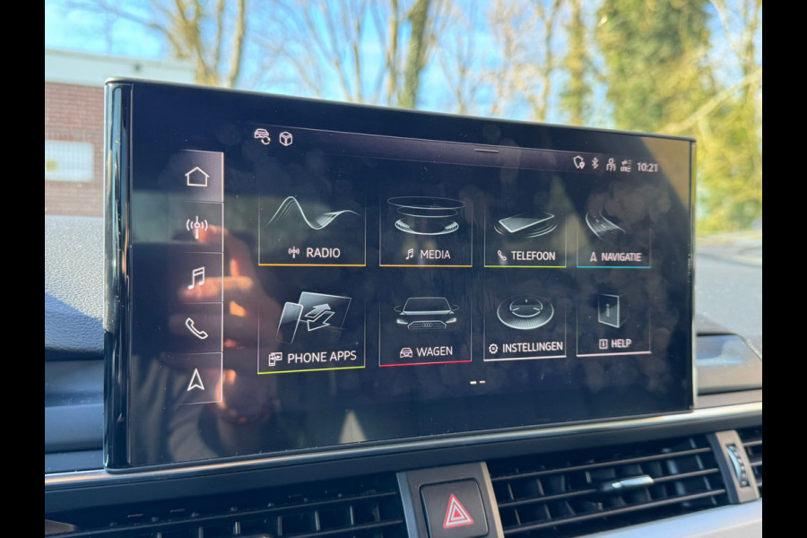 Audi A4 Avant 40 TFSI 190PK S-TRONIC LAUNCH EDITION SPORT LEDER/NAVI/TREKHAAK