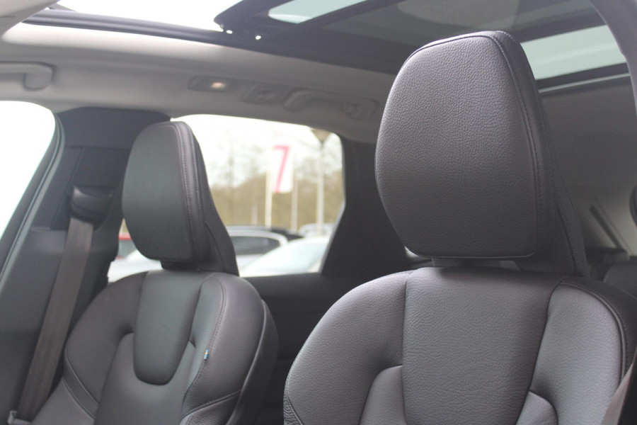 Volvo XC60 2.0 T6 340PK PHEV AWD INSCRIPTION EXCLUSIVE | PANORAMA SCHUIF/KANTEL DAK | LEDEREN BEKLEDING "MORITZ" MET COMFORT STOELEN | HARMAN KARDON AUDIO SYSTEEM | ELEKTRISCH WEGKLAPBARE TREKHAAK | ACHTERUITRIJ CAMERA | PARKEERSENSOREN VOOR + ACHTER | 19" "5-MULTISPAAKS BLACK DIAMONT CUT INSCRIPTION | NAVIGATIESYSTEEM OP BASIS VAN GOOGLE MAPS | APPLE CARPLAY/ANDROID AUTO | KEYLESS ENTRY/START | STANDVERWARMING | ELEKTRISCH BEDIENBARE ACHTERKLEP | INTELLSAFE ASSIST (O.A. ADAPTIVE CRUISE CONTROL MET PILOT ASSIST) | ELEKTRISCH VERSTELBARE BESTUURDERSSTOEL MET GEHEUGENFUNCTIE EN ZIT
