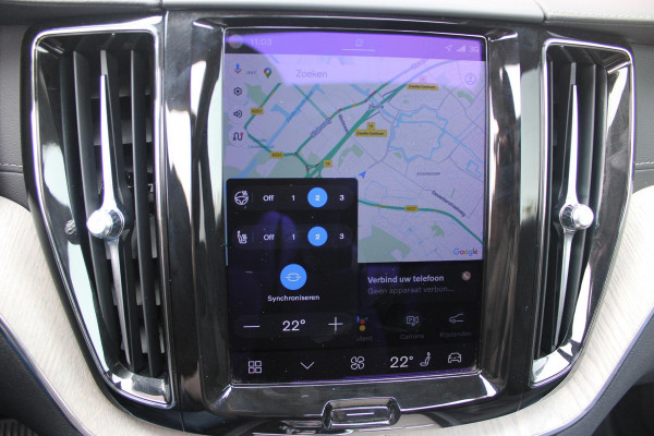 Volvo XC60 2.0 T6 340PK PHEV AWD INSCRIPTION EXCLUSIVE | PANORAMA SCHUIF/KANTEL DAK | LEDEREN BEKLEDING "MORITZ" MET COMFORT STOELEN | HARMAN KARDON AUDIO SYSTEEM | ELEKTRISCH WEGKLAPBARE TREKHAAK | ACHTERUITRIJ CAMERA | PARKEERSENSOREN VOOR + ACHTER | 19" "5-MULTISPAAKS BLACK DIAMONT CUT INSCRIPTION | NAVIGATIESYSTEEM OP BASIS VAN GOOGLE MAPS | APPLE CARPLAY/ANDROID AUTO | KEYLESS ENTRY/START | STANDVERWARMING | ELEKTRISCH BEDIENBARE ACHTERKLEP | INTELLSAFE ASSIST (O.A. ADAPTIVE CRUISE CONTROL MET PILOT ASSIST) | ELEKTRISCH VERSTELBARE BESTUURDERSSTOEL MET GEHEUGENFUNCTIE EN ZIT