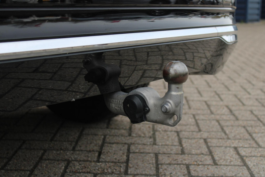 Volvo XC60 2.0 T6 340PK PHEV AWD INSCRIPTION EXCLUSIVE | PANORAMA SCHUIF/KANTEL DAK | LEDEREN BEKLEDING "MORITZ" MET COMFORT STOELEN | HARMAN KARDON AUDIO SYSTEEM | ELEKTRISCH WEGKLAPBARE TREKHAAK | ACHTERUITRIJ CAMERA | PARKEERSENSOREN VOOR + ACHTER | 19" "5-MULTISPAAKS BLACK DIAMONT CUT INSCRIPTION | NAVIGATIESYSTEEM OP BASIS VAN GOOGLE MAPS | APPLE CARPLAY/ANDROID AUTO | KEYLESS ENTRY/START | STANDVERWARMING | ELEKTRISCH BEDIENBARE ACHTERKLEP | INTELLSAFE ASSIST (O.A. ADAPTIVE CRUISE CONTROL MET PILOT ASSIST) | ELEKTRISCH VERSTELBARE BESTUURDERSSTOEL MET GEHEUGENFUNCTIE EN ZIT