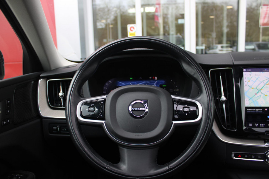 Volvo XC60 2.0 T6 340PK PHEV AWD INSCRIPTION EXCLUSIVE | PANORAMA SCHUIF/KANTEL DAK | LEDEREN BEKLEDING "MORITZ" MET COMFORT STOELEN | HARMAN KARDON AUDIO SYSTEEM | ELEKTRISCH WEGKLAPBARE TREKHAAK | ACHTERUITRIJ CAMERA | PARKEERSENSOREN VOOR + ACHTER | 19" "5-MULTISPAAKS BLACK DIAMONT CUT INSCRIPTION | NAVIGATIESYSTEEM OP BASIS VAN GOOGLE MAPS | APPLE CARPLAY/ANDROID AUTO | KEYLESS ENTRY/START | STANDVERWARMING | ELEKTRISCH BEDIENBARE ACHTERKLEP | INTELLSAFE ASSIST (O.A. ADAPTIVE CRUISE CONTROL MET PILOT ASSIST) | ELEKTRISCH VERSTELBARE BESTUURDERSSTOEL MET GEHEUGENFUNCTIE EN ZIT