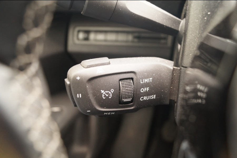 Peugeot 5008 1.2 PureTech Allure Pack Business 7-persoons -LEER-TREKHAAK-