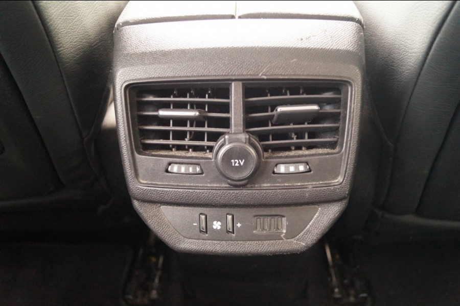 Peugeot 5008 1.2 PureTech Allure Pack Business 7-persoons -LEER-TREKHAAK-
