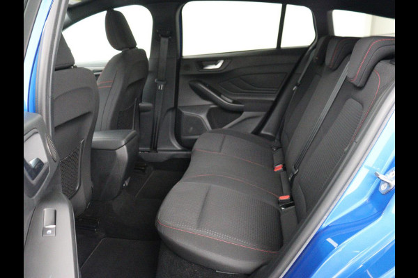 Ford Focus 1.5 EcoBoost ST Line | Stoelverwarming | Adaptive cruise | Carplay | Navigatie | Dodehoek detectie | Keyless | Full LED | Climate control | B&O Sound | Parkeerhulp | 18'' | Stuurverwarming