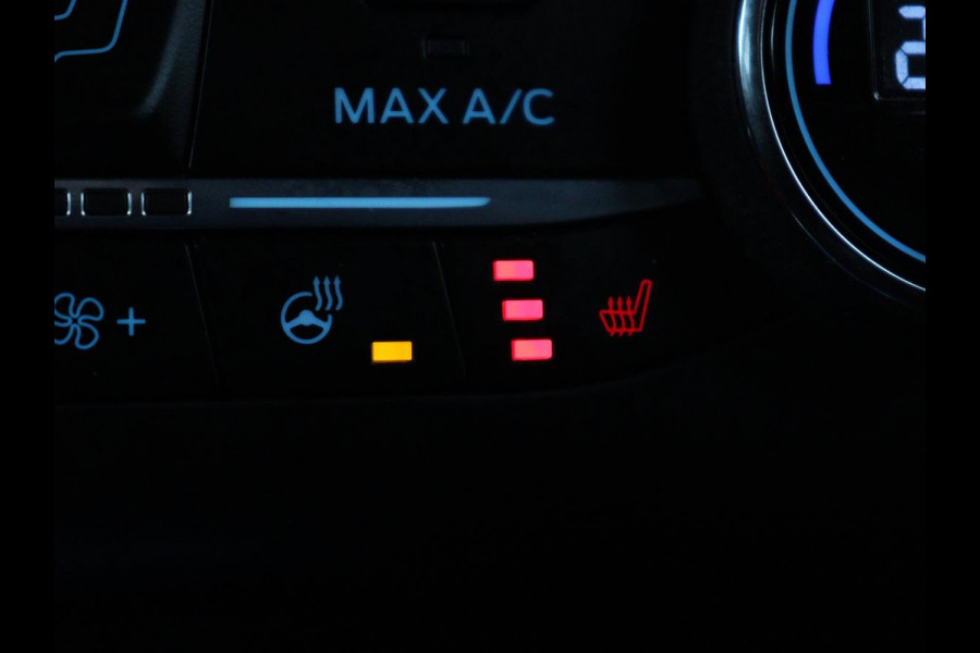 Ford Focus 1.5 EcoBoost ST Line | Stoelverwarming | Adaptive cruise | Carplay | Navigatie | Dodehoek detectie | Keyless | Full LED | Climate control | B&O Sound | Parkeerhulp | 18'' | Stuurverwarming