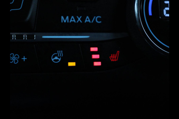 Ford Focus 1.5 EcoBoost ST Line | Stoelverwarming | Adaptive cruise | Carplay | Navigatie | Dodehoek detectie | Keyless | Full LED | Climate control | B&O Sound | Parkeerhulp | 18'' | Stuurverwarming