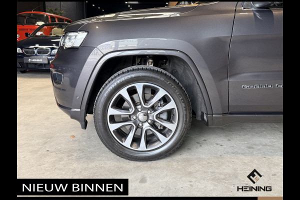 Jeep Grand Cherokee 3.6 Overland. Leer. Navi. Apple-carplay. Trekhaak. Van eerste eigenaar. BTW.