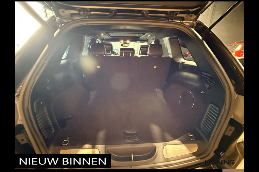 Jeep Grand Cherokee 3.6 Overland. Leer. Navi. Apple-carplay. Trekhaak. Van eerste eigenaar. BTW.