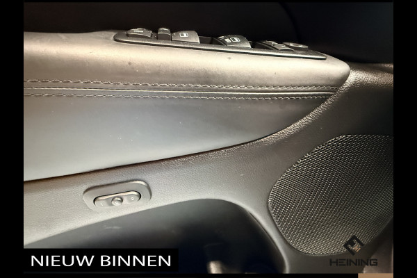 Jeep Grand Cherokee 3.6 Overland. Leer. Navi. Apple-carplay. Trekhaak. Van eerste eigenaar. BTW.