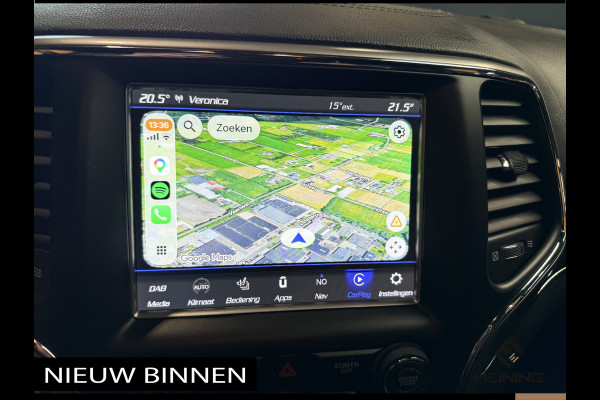 Jeep Grand Cherokee 3.6 Overland. Leer. Navi. Apple-carplay. Trekhaak. Van eerste eigenaar. BTW.
