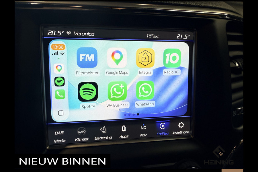 Jeep Grand Cherokee 3.6 Overland. Leer. Navi. Apple-carplay. Trekhaak. Van eerste eigenaar. BTW.